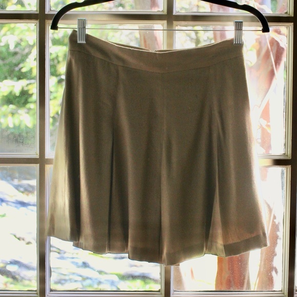 alice + olivia Box Pleat Khaki Skirt - Picture 10 of 10